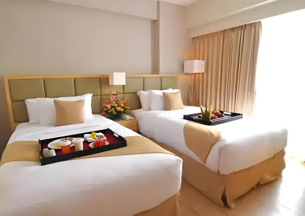 ฮอไรซัน อัลติมา เซมารัง Hotel เซอมารัง ภายนอก รูปภาพ