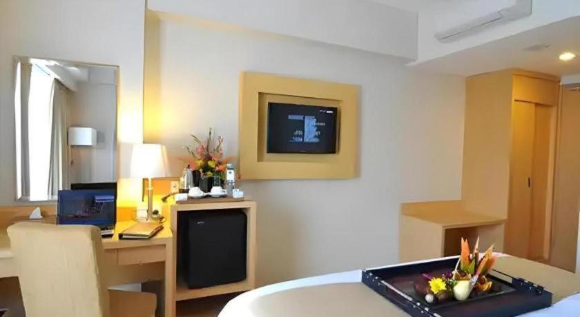 ฮอไรซัน อัลติมา เซมารัง Hotel เซอมารัง ภายนอก รูปภาพ